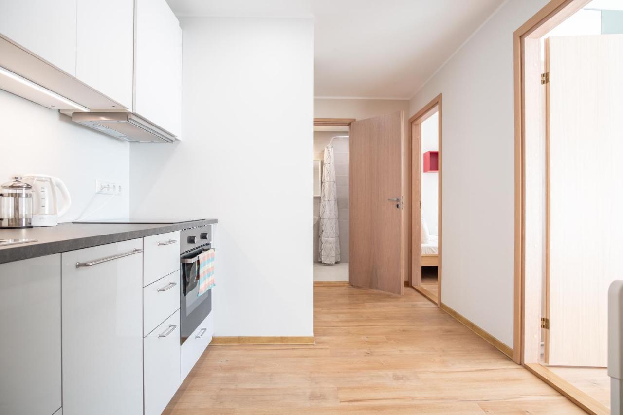 Spacious Mustamaee Apartments - Free Parking Tallinn Exterior photo